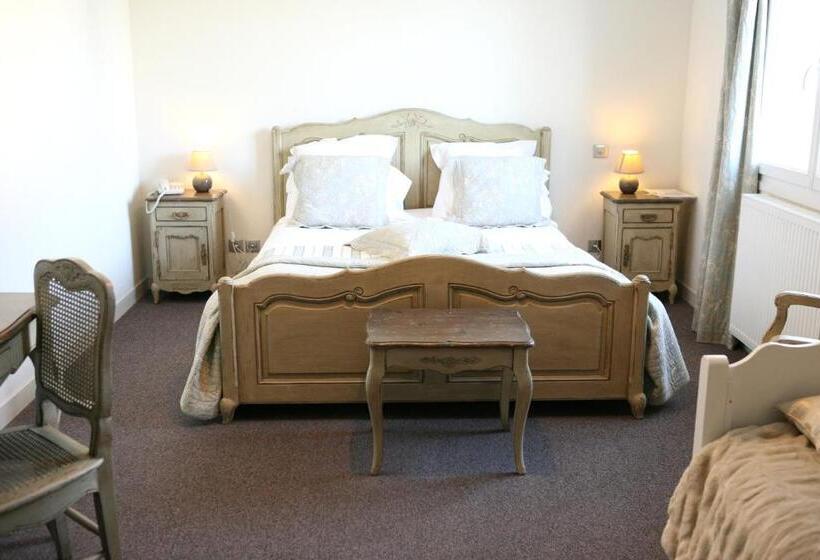 家庭间, Cit Hotel La Villa Julia