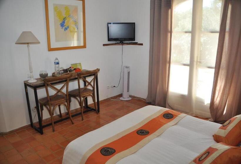 스탠다드 테라스 룸, Le Clos Geraldy   Chambres D Hôtes De Charme, Piscine Et Spa