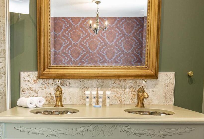 Номер Премиум, Le Relais Des Chartreuses