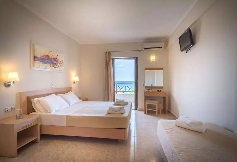 استودیوی استاندارد, Levantino Studios & Apartments