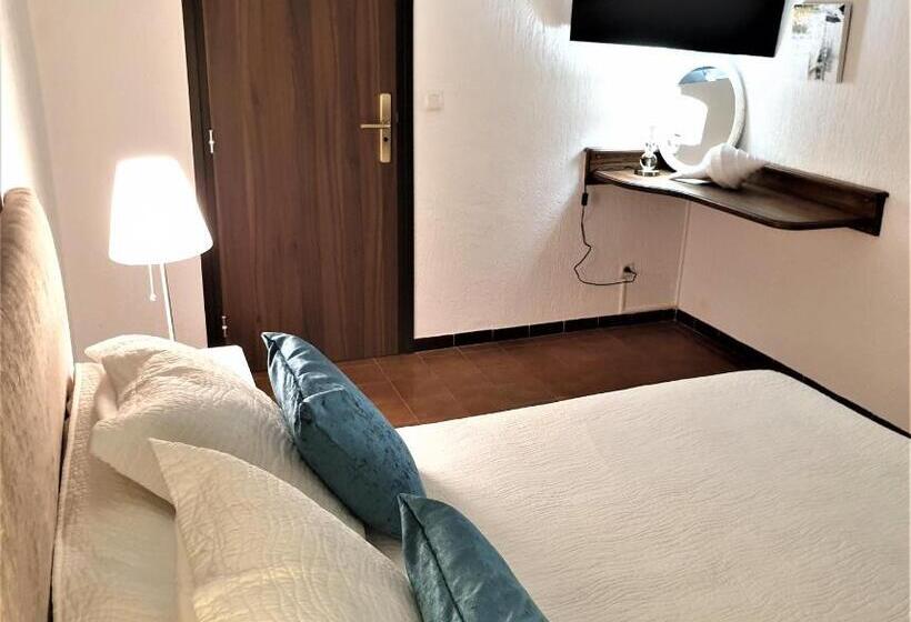 クラシックルーム, Maquis Et Mer