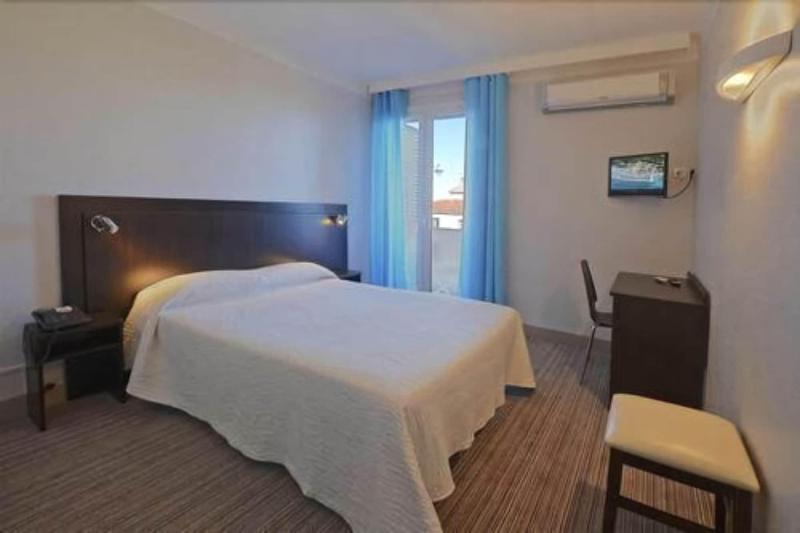 スタンダードルーム, Maquis Et Mer