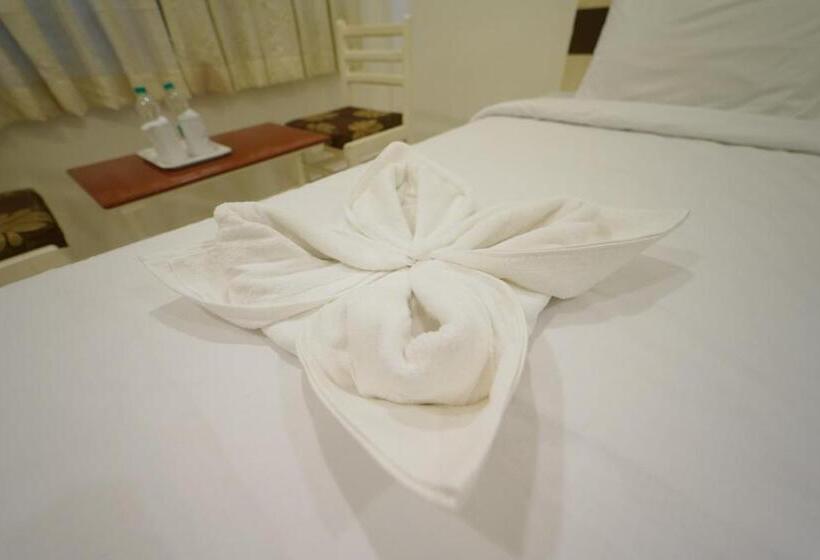 标准间, Palmyra Grand Inn