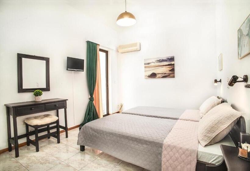 سوئیت 2 خوابه, Porto Diakofti