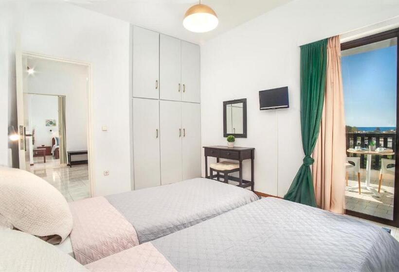 سوئیت 2 خوابه, Porto Diakofti