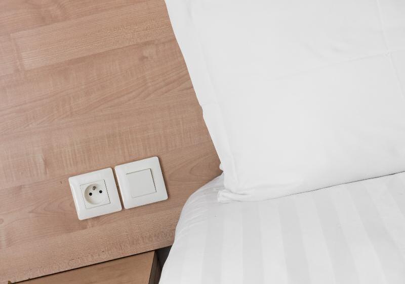 标准单人间, Provencal