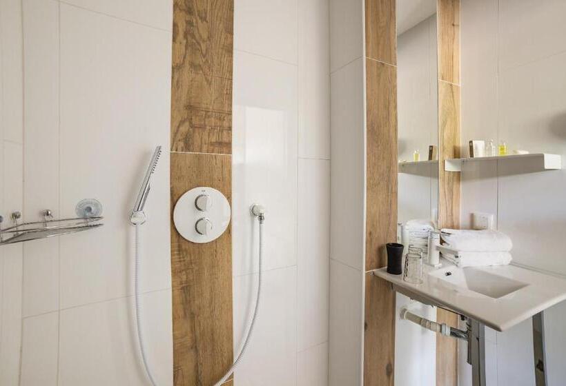 标准间, Rock Noir & Spa