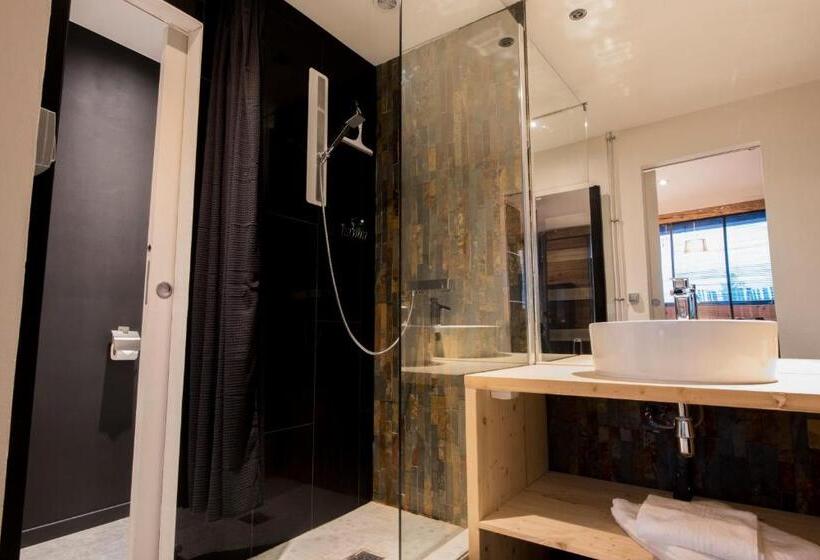 低层单卧公寓, Rock Noir & Spa