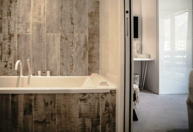 高级大房间, Rock Noir & Spa