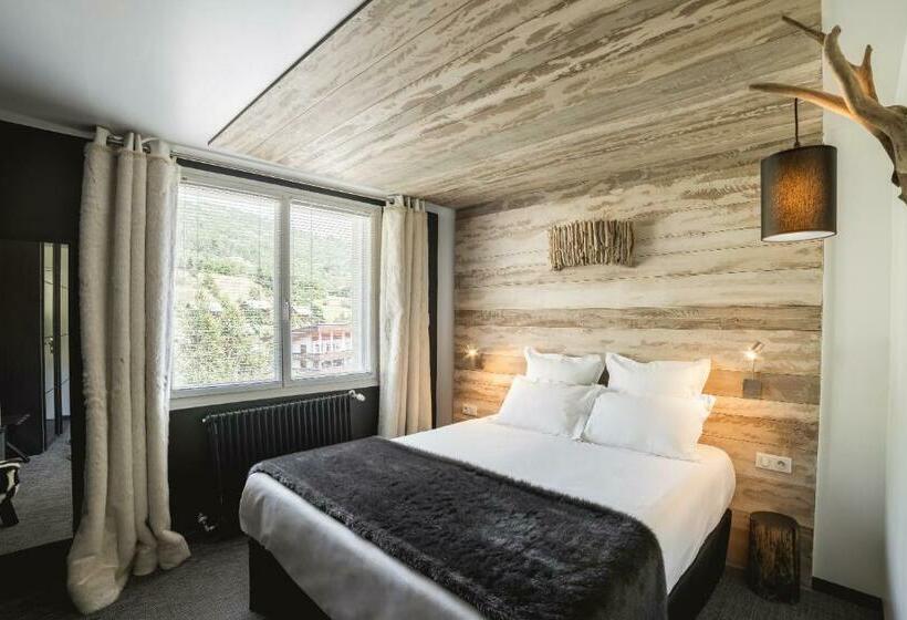 标准间, Rock Noir & Spa