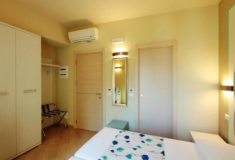 غرفة سوبيريور مزودة بشرفة, Souvenir