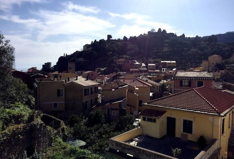 غرفة قياسية مزوَّدة بتراس, Souvenir