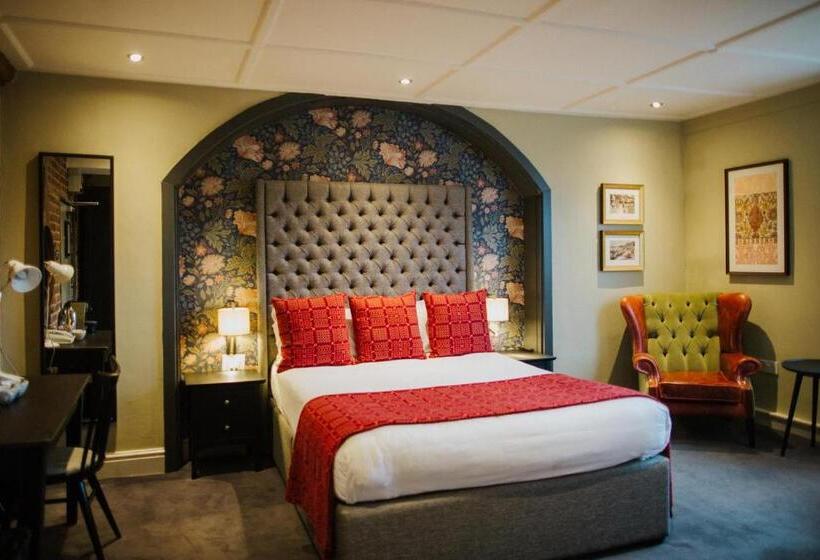 Chambre Supérieure, The Globe