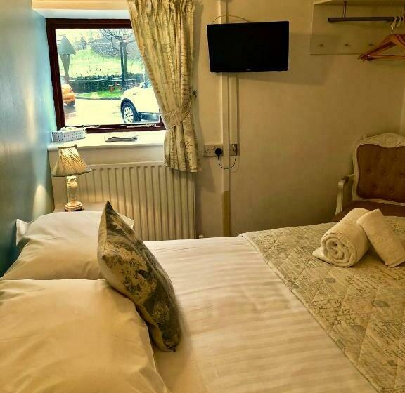 Классический Номер, Stone Trough