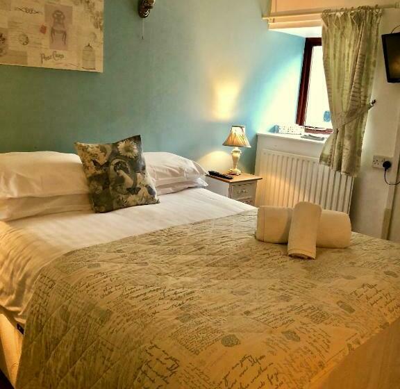 Классический Номер, Stone Trough