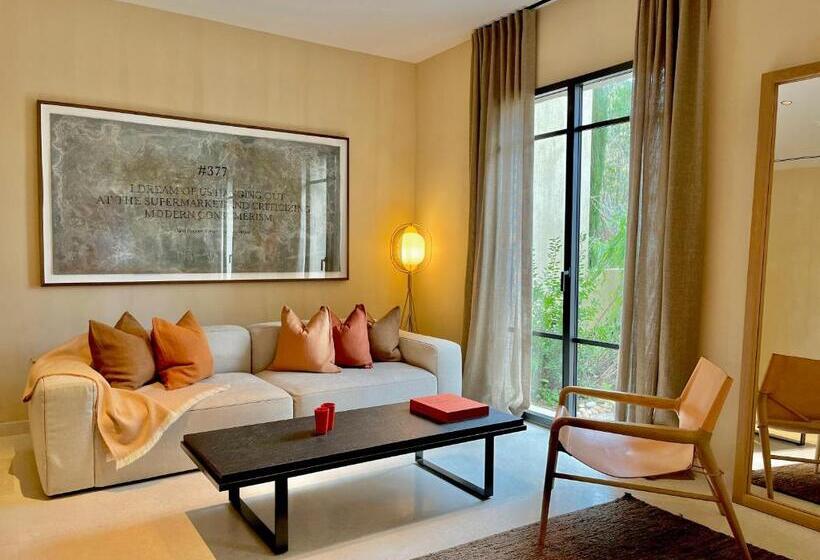 Вилла с 1 спальней и бассейном, Toile Blanche