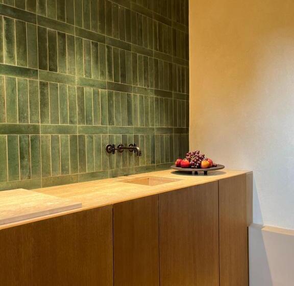 Вилла 1 Спальня, Toile Blanche