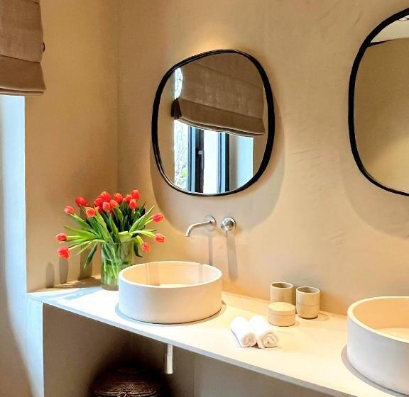 Вилла 1 Спальня, Toile Blanche