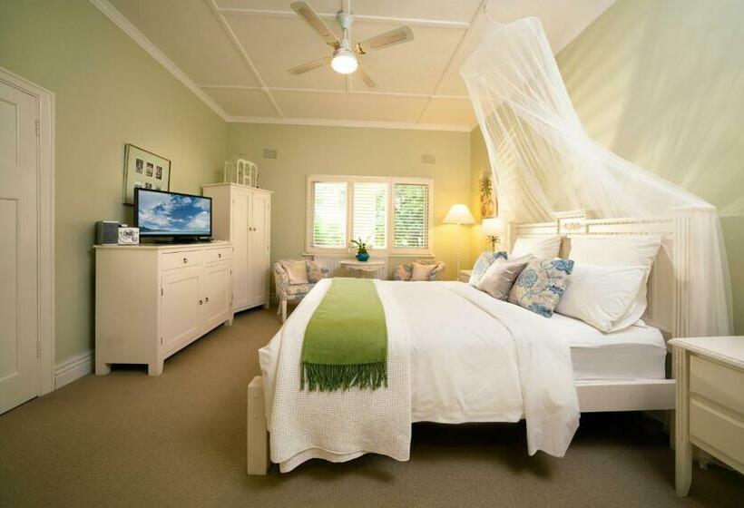 חדר סטנדרט נוף לגינה, Plantation House At Whitecliffs Bed And Breakfast