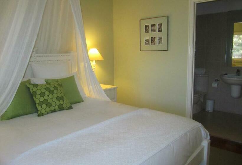 חדר סטנדרט נוף לגינה, Plantation House At Whitecliffs Bed And Breakfast