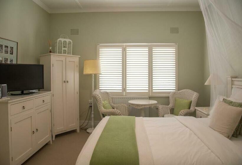 חדר סטנדרט נוף לגינה, Plantation House At Whitecliffs Bed And Breakfast