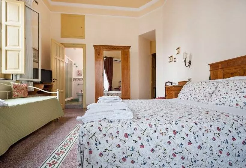 اتاق استاندارد سه نفره, La Casa Di Zoe