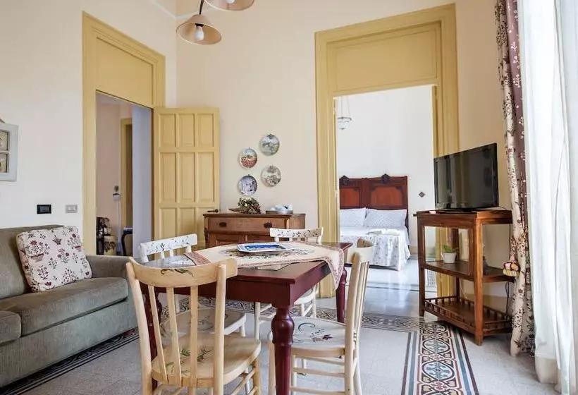 سوییت, La Casa Di Zoe