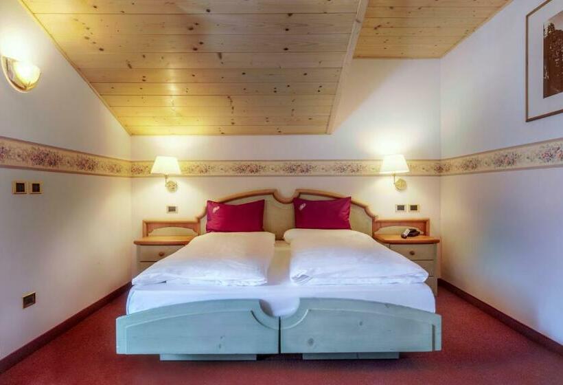 غرفة قياسية, Albergo Alla Rosa