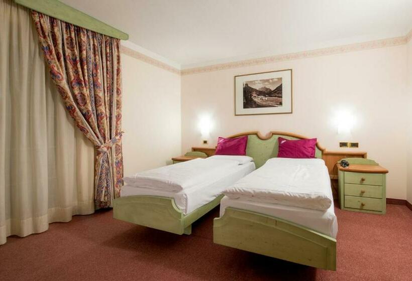 غرفة قياسية, Albergo Alla Rosa