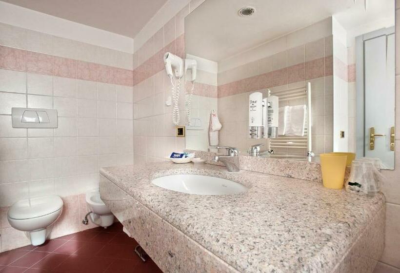 غرفة قياسية, Albergo Alla Rosa