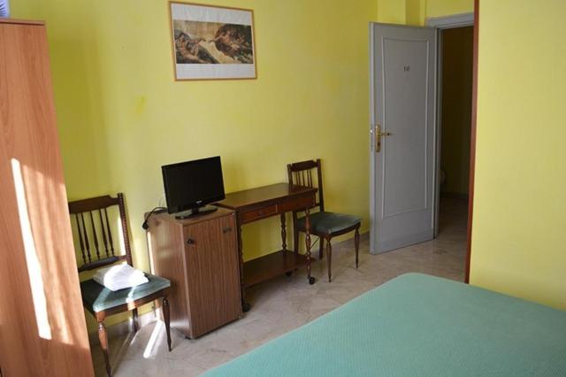 Номер Стандарт Индивидуальный, Albergo Cinzia