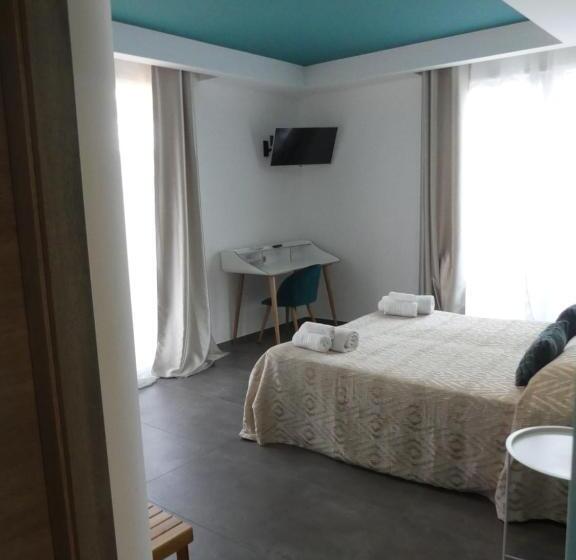 キングサイズベッドのデラックスルーム, Albergo Piazza Risorgimento