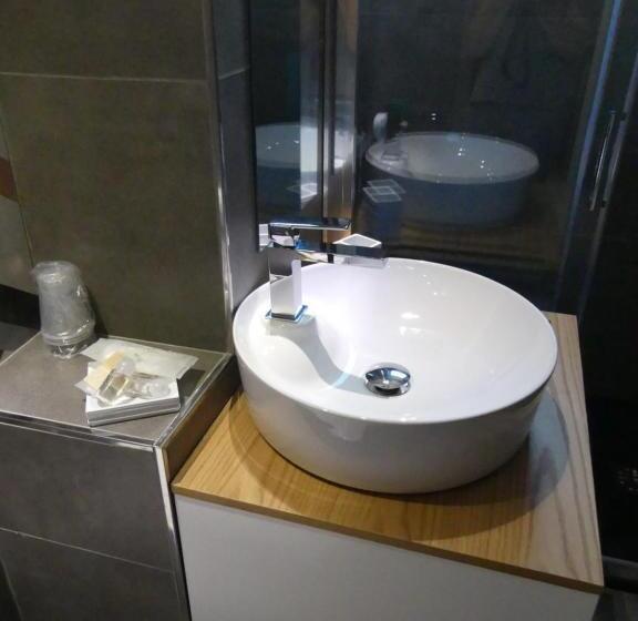 キングサイズベッドのデラックスルーム, Albergo Piazza Risorgimento