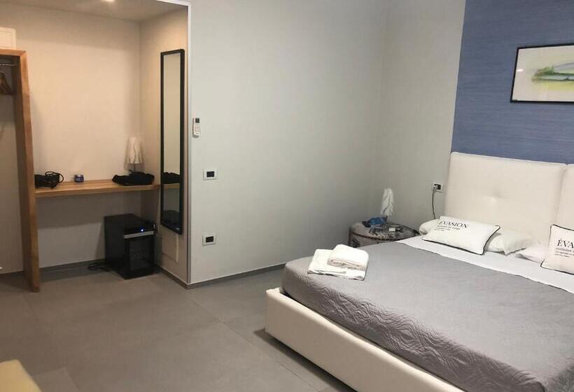 标准间带阳台, Albergo Piazza Risorgimento