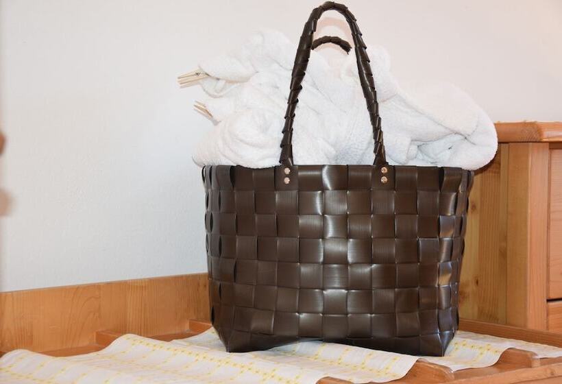 Номер Стандарт, Alpenland