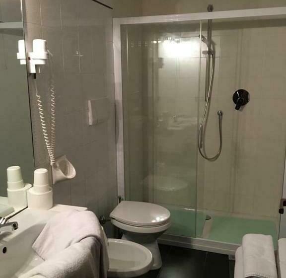 غرفة عائلية, Albergo Aprica Garni