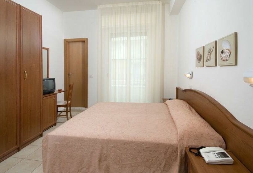 اتاق استاندارد چهار تخته, Belmar