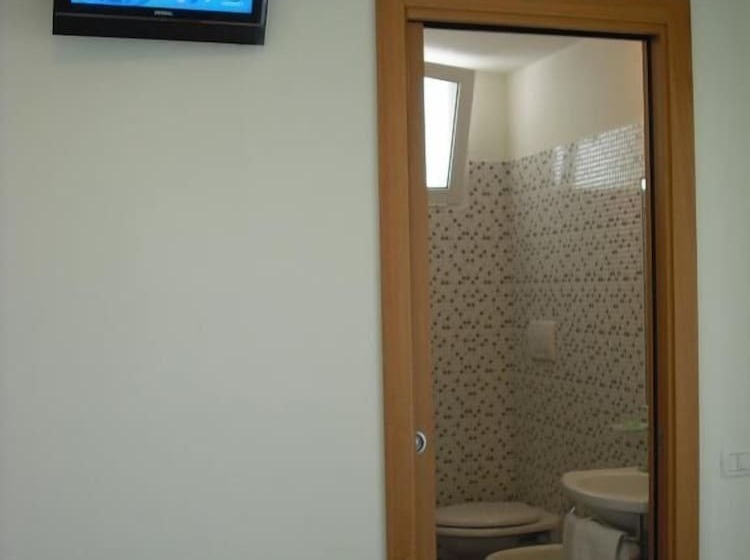 اتاق استاندارد چهار تخته, Belmar