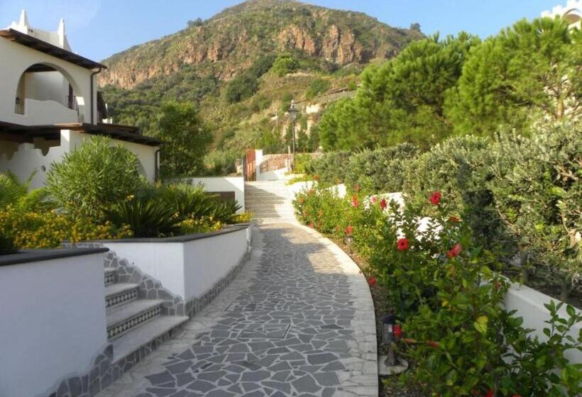 이코노미 룸, Borgo Eolie