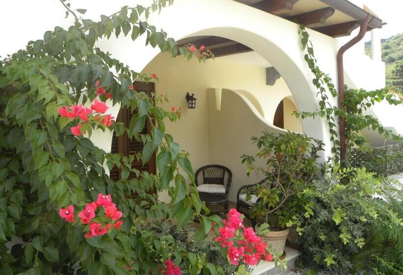 이코노이 4인룸, Borgo Eolie