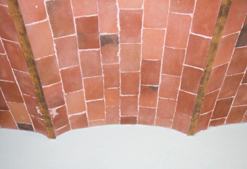 اتاق استاندارد سه نفره, Buonanotte Rooms