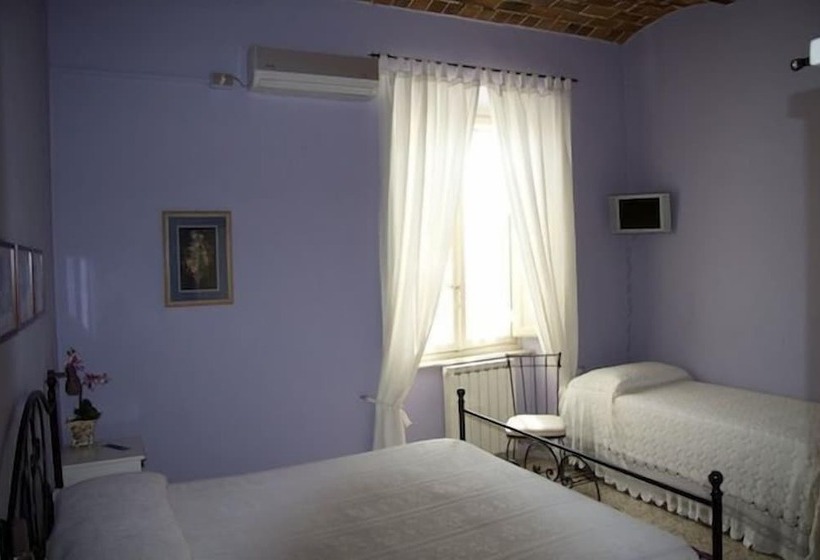 اتاق استاندارد سه نفره, Buonanotte Rooms