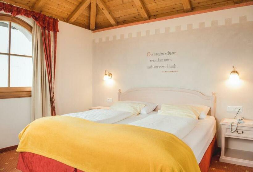 バルコニー付きスタンダードルーム, Castel Oswald Von Wolkenstein