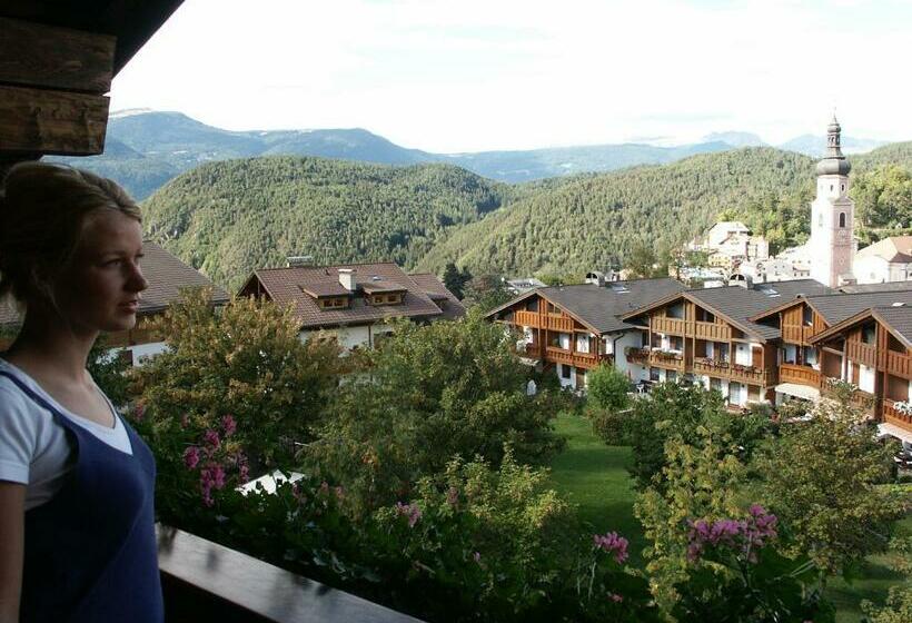 标准间带阳台, Castel Oswald Von Wolkenstein