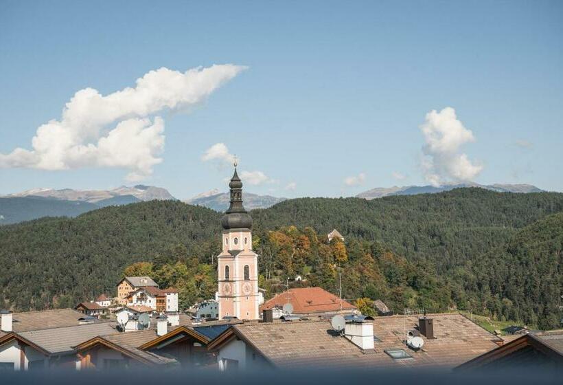 标准间带阳台, Castel Oswald Von Wolkenstein