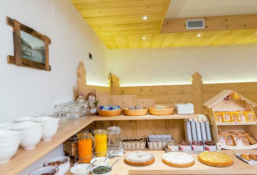 스탠다드 트리플 룸, Champagne