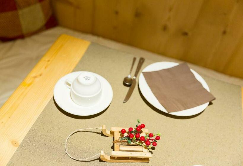 스탠다드 트리플 룸, Champagne