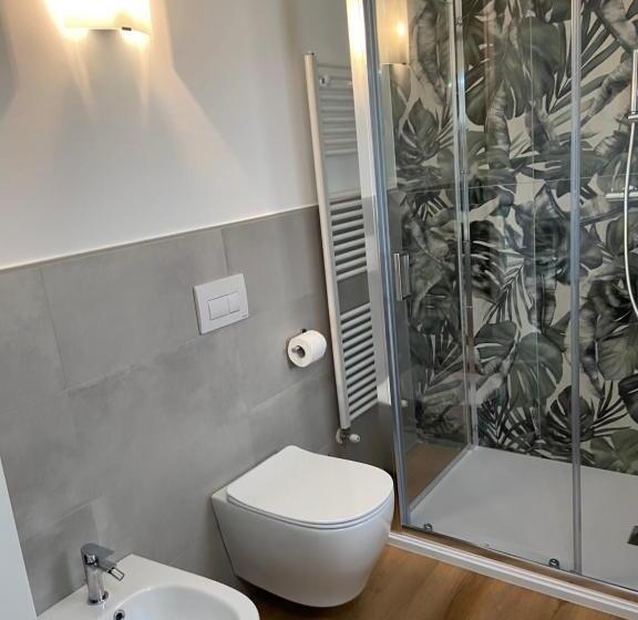 带阳台的豪华间, Civico 28