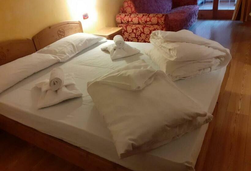 חדר דלוקס, Dal Bracconiere