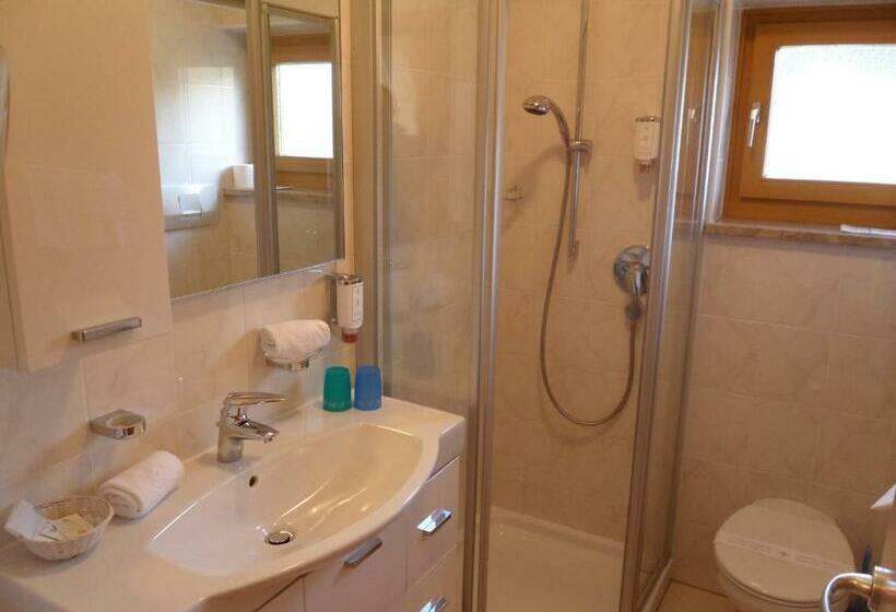 חדר סטנדרט, Fleuralp